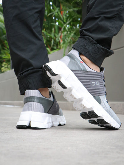 Nuevos Tenis On Cloud Swift